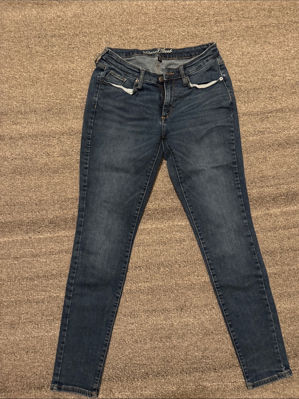 Universal Thread Curvy Skinny Dark Wash Women’s Jeans 8/29